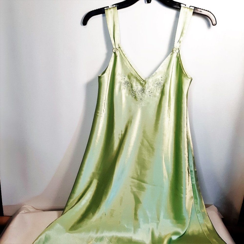 GREEN HALTER TOP NIGHTGOWN